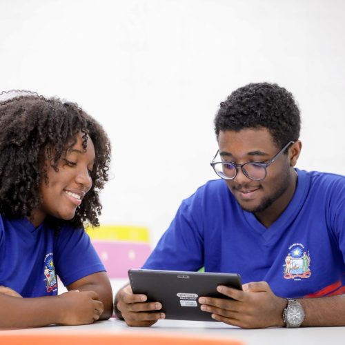 Semana do estudante tem anúncio de investimentos em equipamentos e novas unidades escolares