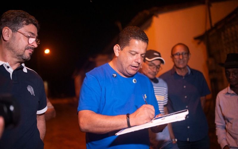 Prefeitura de Senhor do Bonfim realiza mais um Sextou com Obras de sucesso com assinatura da ordem de serviço para pavimentação da Rua da Aldeia