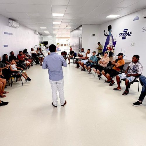 Pró Catador: Prefeitura de Senhor do Bonfim fortalece catadores de recicláveis com palestra sobre cooperativismo