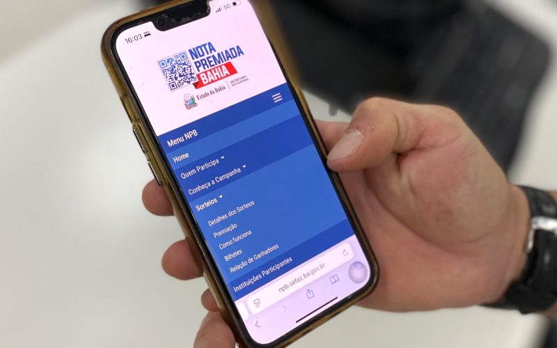 Ganhadora de R$ 100 mil da Nota Premiada fezcadastro na campanha após mensagem do ba.gov.br