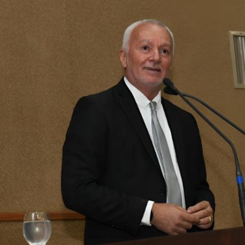 Deputado Bobô sugere frente parlamentar em defesa do semiárido da Bahia