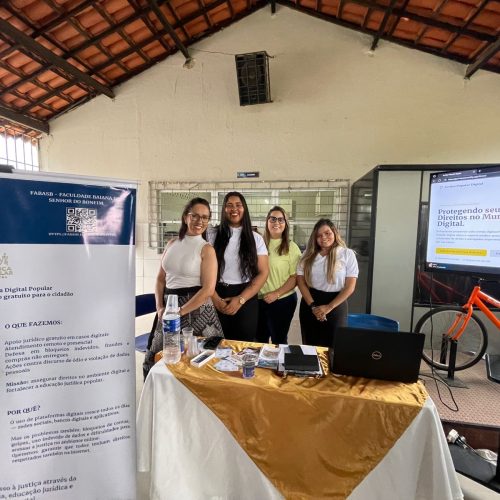 Alunos da Fabasb apresentam projeto de extensão do centro juvenil
