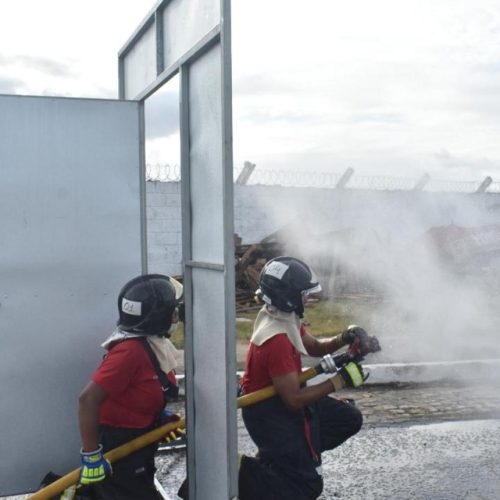 Bonfim:Bombeiros promovem treinamento em combate à incêndios