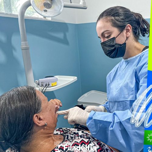 Próteses dentárias transformam autoestima e qualidade de vida de moradores de Filadélfia