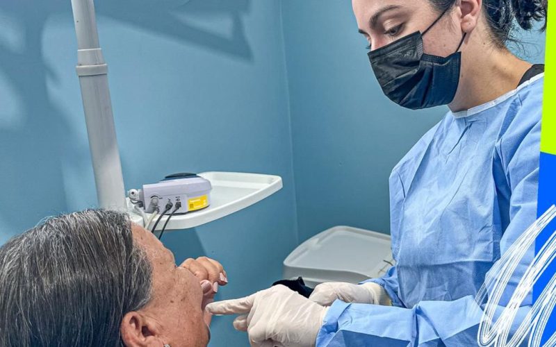 Próteses dentárias transformam autoestima e qualidade de vida de moradores de Filadélfia