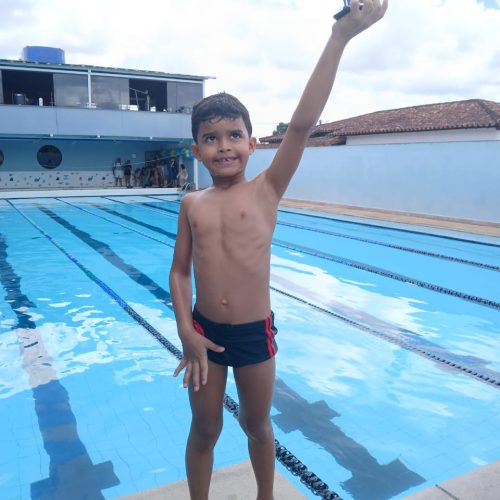 Evento de Natação prepara futuros campeões em preparação futura campeões em Feira de Santana!