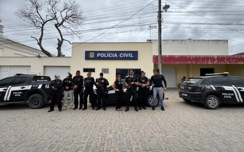 Polícia Civil cumpre mandados de busca e apreensão em Queimadas-BA