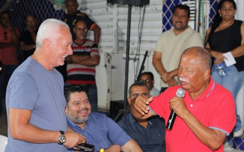Deputado Bobô participa da inauguração da Policlínica de Especialidades Adulto e Infantil em Jaguarari