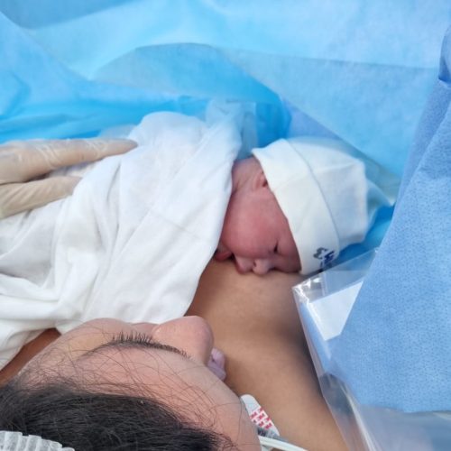 Nasceu Mateo filho da dama do Rádio