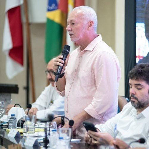 Deputado Bobô participa da apresentação da proposta de estadualização do Hospital Dom Antônio Monteiro em Senhor do Bonfim