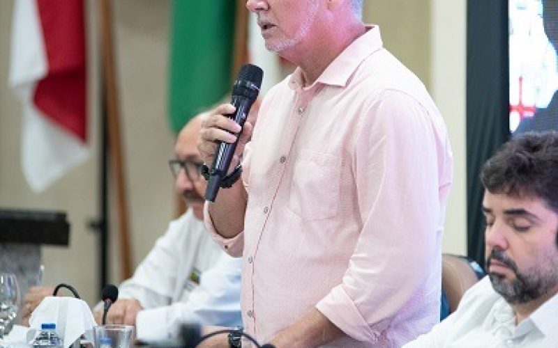 Deputado Bobô participa da apresentação da proposta de estadualização do Hospital Dom Antônio Monteiro em Senhor do Bonfim