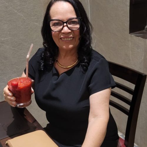 Coluna Vip:Feliz Aniversário, Shirley! 🎉