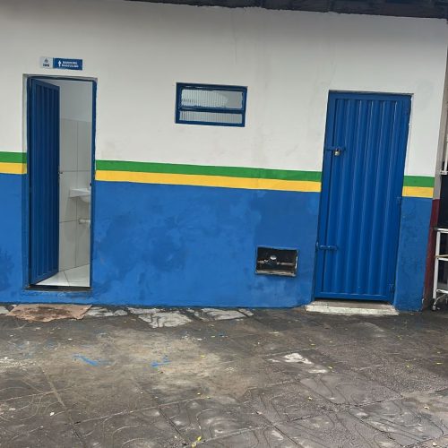 Prefeitura entrega sanitários da Praça Dr. José Gonçalves totalmente reformados e pede conscientização da população