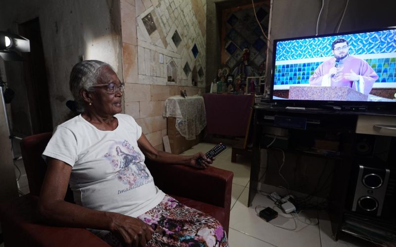 Parabólica digital gratuita chega a 20 cidades da Bahia e vai beneficiar 73 mil famílias