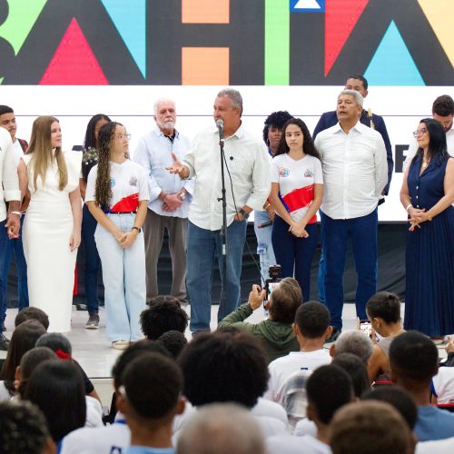 Rui exalta força de Jerônimo e diz que parceria com Lula acelera entregas na Bahia