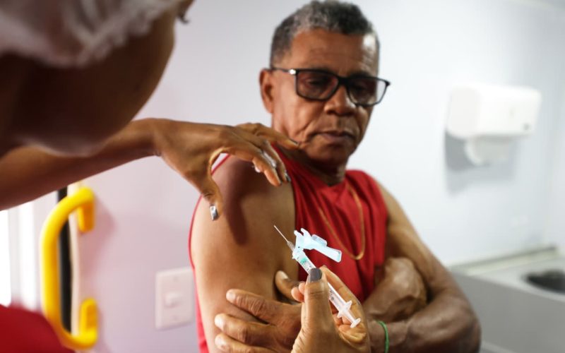 Bahia amplia vacinação contra a Influenza para toda a população acima de seis meses de idade nos 417 municípios