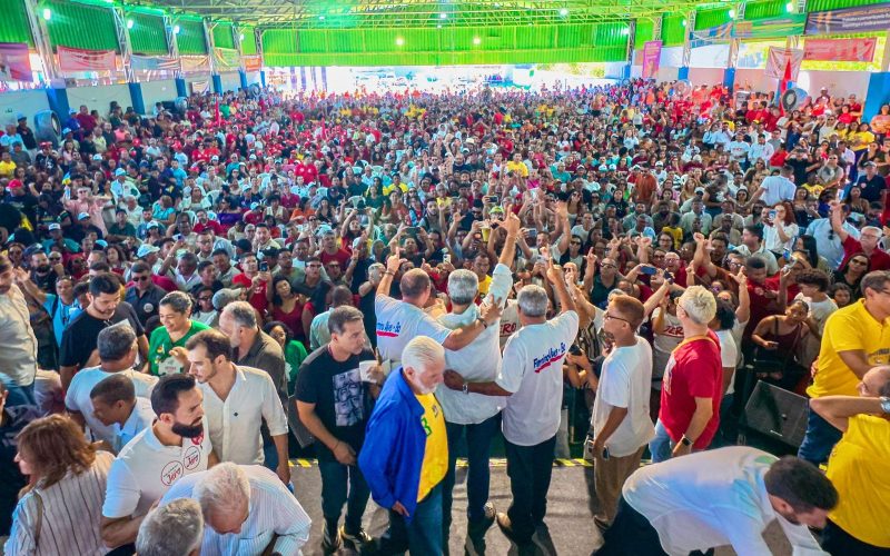 Com quase meio bilhão de reais em investimentos no Médio Sudoeste, Jerônimo é aplaudido por lideranças e movimentos sociais durante PGP em Itapetinga