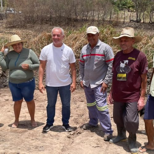 Parceria entre Bobô e Daniel Almeida garante limpeza de mais de 300 aguadas em Senhor do Bonfim