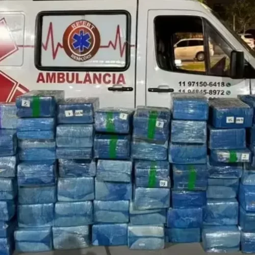 Polícia apreende 1,5 tonelada de maconha em ambulância