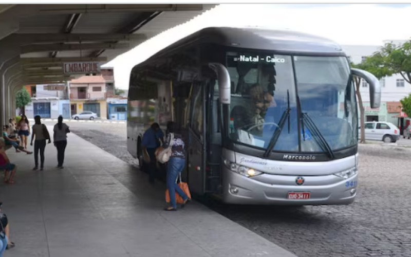 Comissão da Câmara aprova obrigatoriedade de assentos para mulheres em ônibus