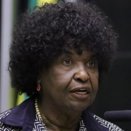 Aos 82 anos, Benedita é nome do PT do Rio para o Senado em 2026