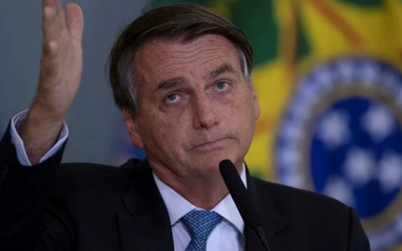 STF deve barrar Bolsonaro na posse de Trump, diz CNN