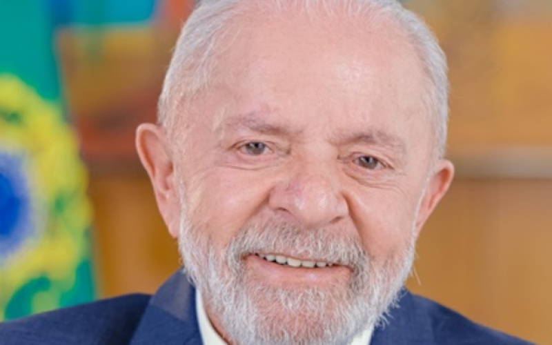 Lula promete zerar fome no país até fim do mandato