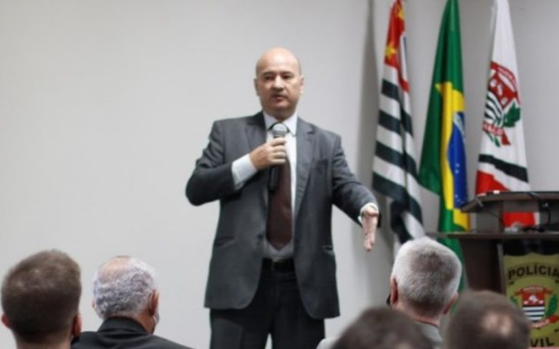 Delegado afastado é dono de fortuna milionária e deve mais de R$ 12 mil em IPTU; saiba mais