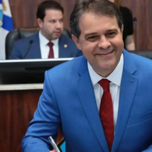 Prefeito de Fortaleza reduz o próprio salário em 20%