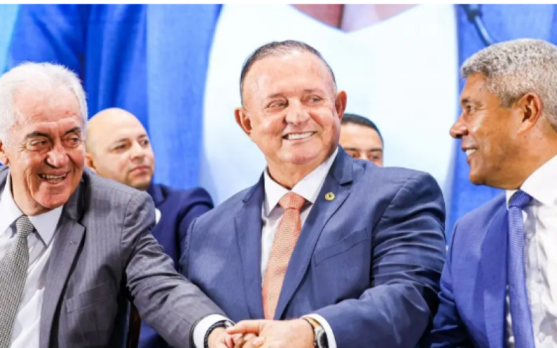 Adolfo Menezes deve enfrentar na Assembleia a mesma tranquilidade que Hugo Motta e Davi Alcolumbre viveram no Congresso