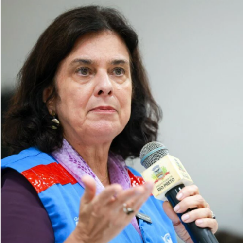 Nísia Trindade não tomou todas as doses da vacina contra Covid