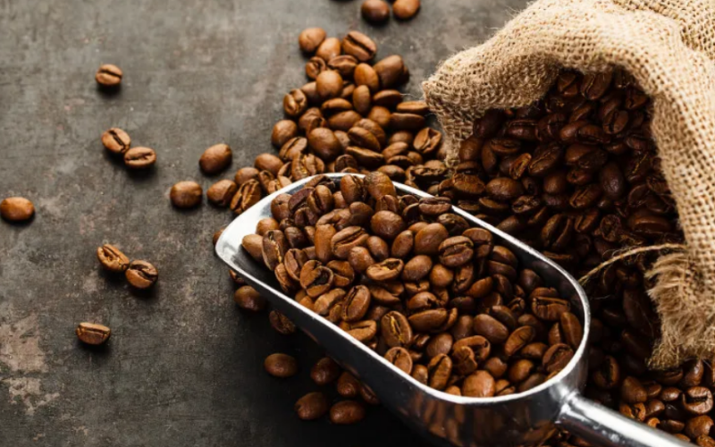 Anvisa suspende venda de sete marcas de café por substâncias irregulares