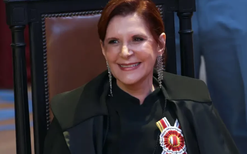 Sou feminista e me orgulho de ser mulher, diz presidente do STM