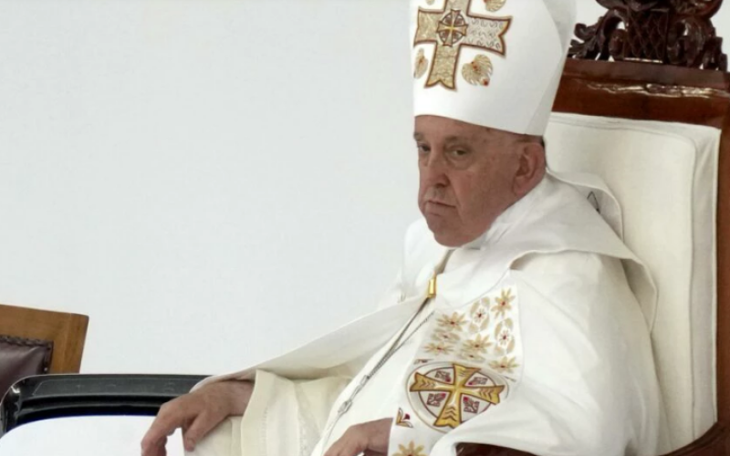 Papa Francisco completa 12 anos de pontificado no hospital