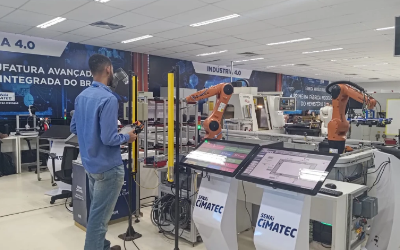 Cursos de pós-técnico do SENAI especializam profissionais para o mercado de trabalho
