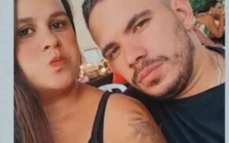 Casal é preso por trancar filho em porta-malas e simular sequestro
