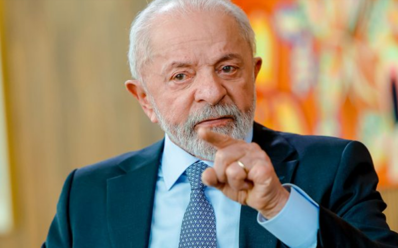 Lula reitera autonomia do Judiciário e prepara medidas de proteção de empregos