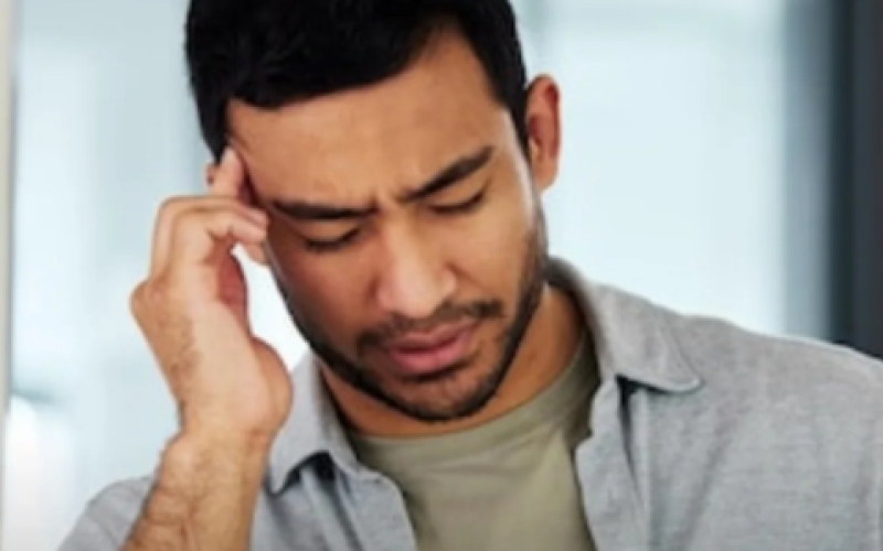 Dormir menos de 6 horas é como ir ao trabalho bêbedo
