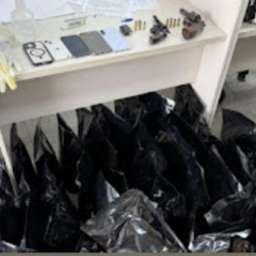 Elementos tombam em confronto com a Polícia Militar em Ponto Novo e grande quantidade de drogas foram apreendidas