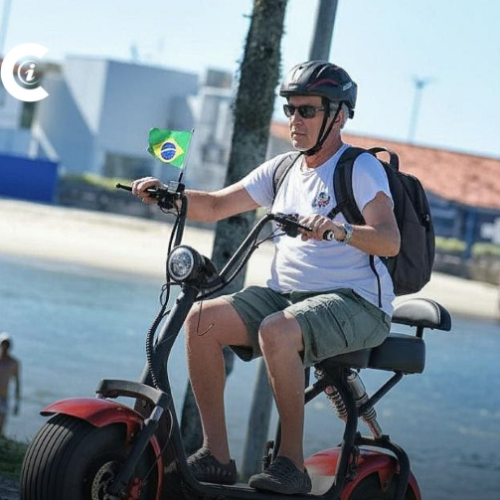 Ciclomotores terão placa e habilitação obrigatórias a partir de 2026