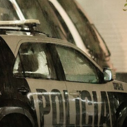 Mulher presa por agredir criança e tentar roubar celular