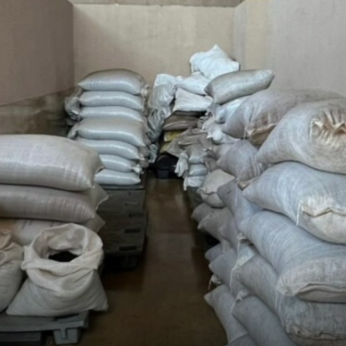 Policia apreende palha utilizada para adulterar café