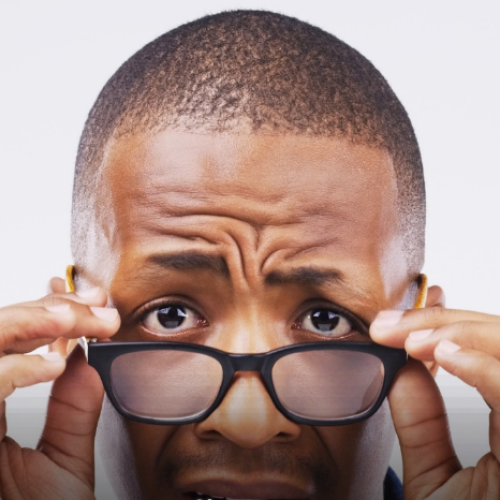 Mudar horário de trabalho que prejudica trabalhador pode ser configurado com danos morais