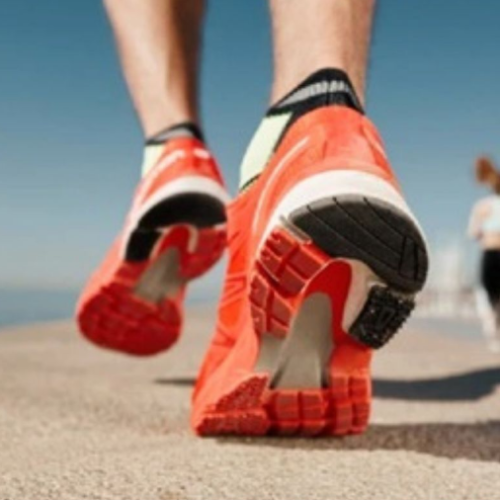 O risco em usar o tênis de corrida em musculação