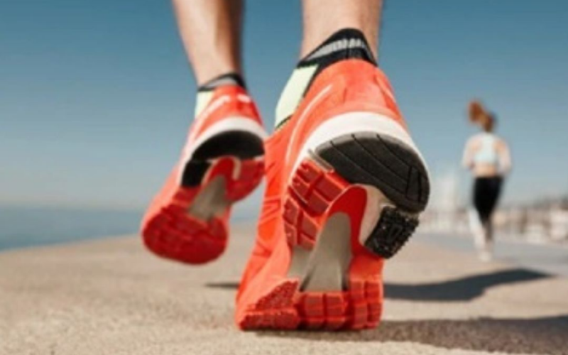O risco em usar o tênis de corrida em musculação