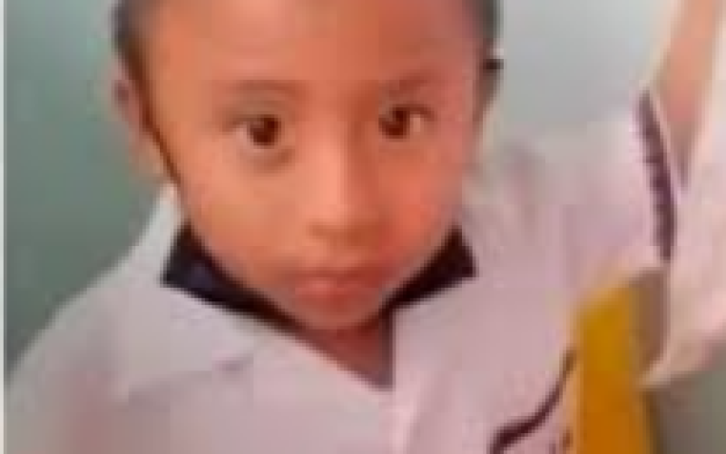 Emocionante: Menino do Panamá viraliza ao guardar parte da merenda escolar!