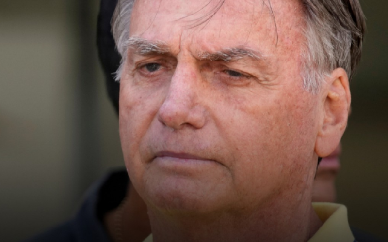 Remédios tomados por Bolsonaro pode causar confusão, diz Médica