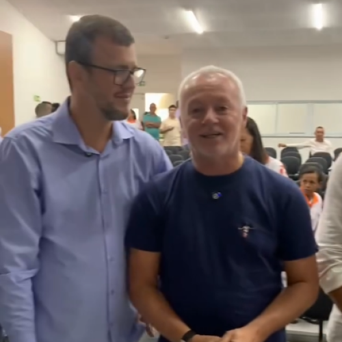 Bobô comemora em Andorinha Certificação realizada. Qualificação ampliada!