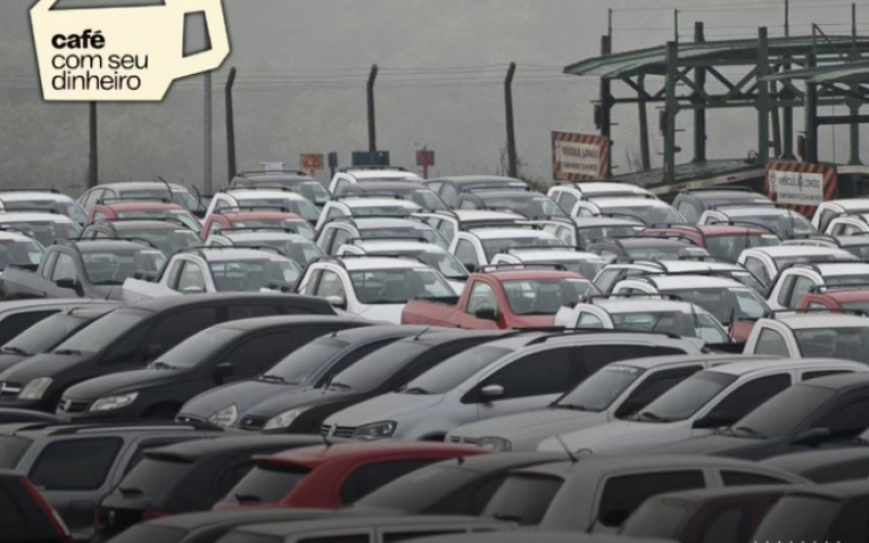 O governo avalia aumentar as tarifas de importação de veículos e de produtos de aço