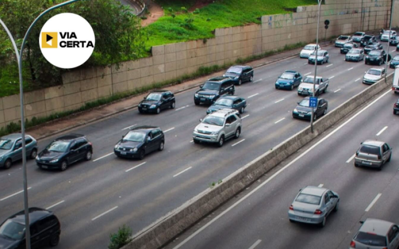 Radares  com IA vão detectar uso de celular e falta do uso do cinto de segurança